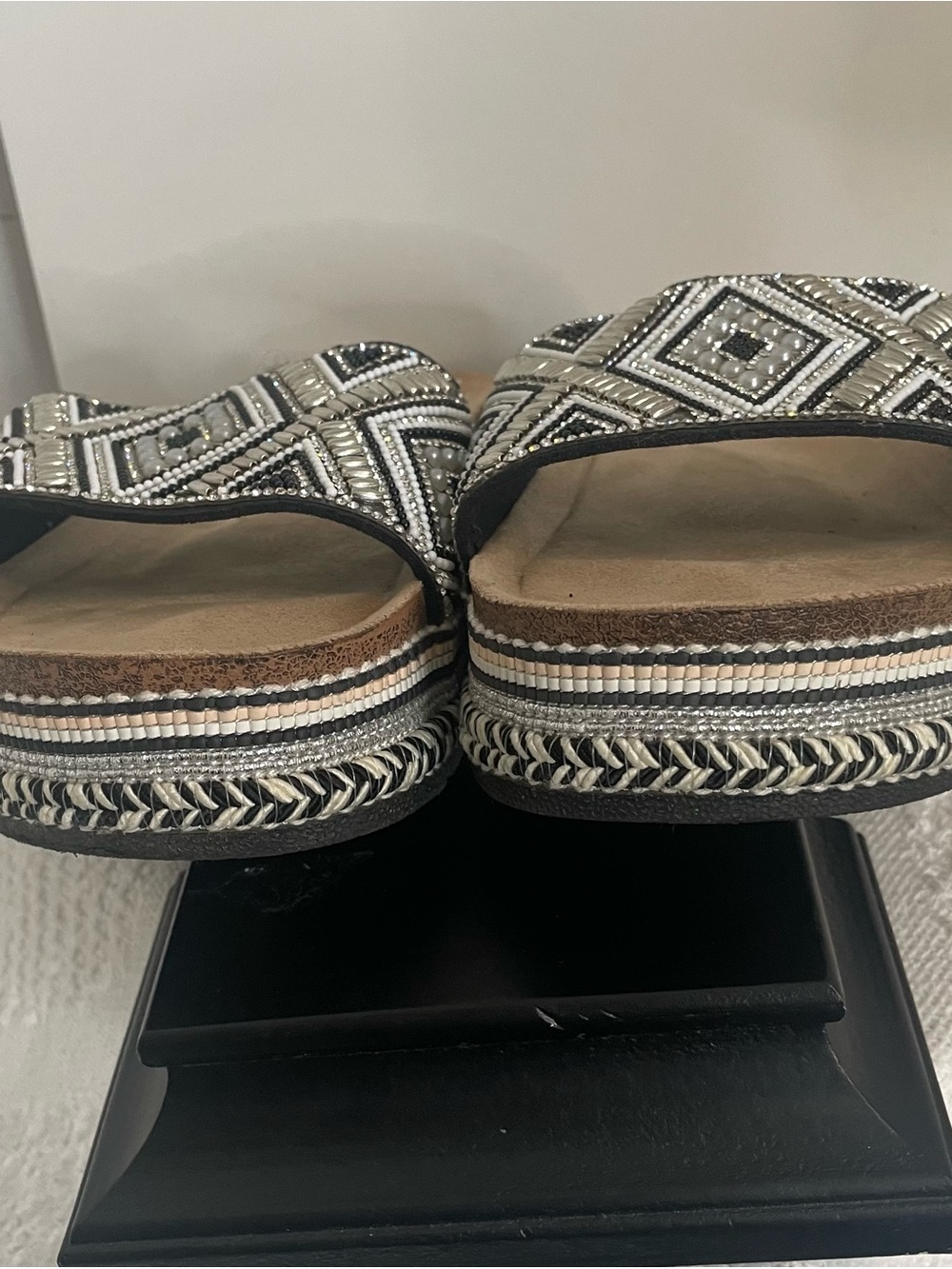 Jellypop Black & Silver Beaded Platform Slide Sandals~ Size 11 M- Dressy Summer - Picture 9 of 9